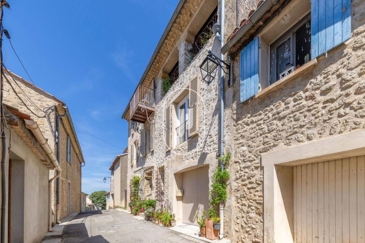 Maison 6 pièces 158 m² · à Grambois · 158 m² · 475 000 €