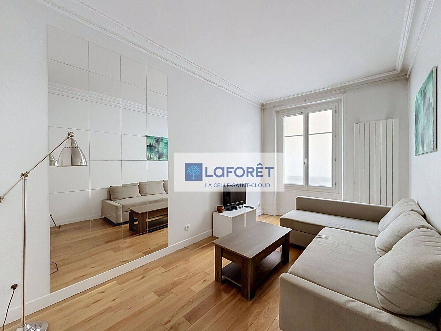 Appartement 2 pièces 35 m² · à Paris 15ème Arrondissement · 35 m² · 349 000 €