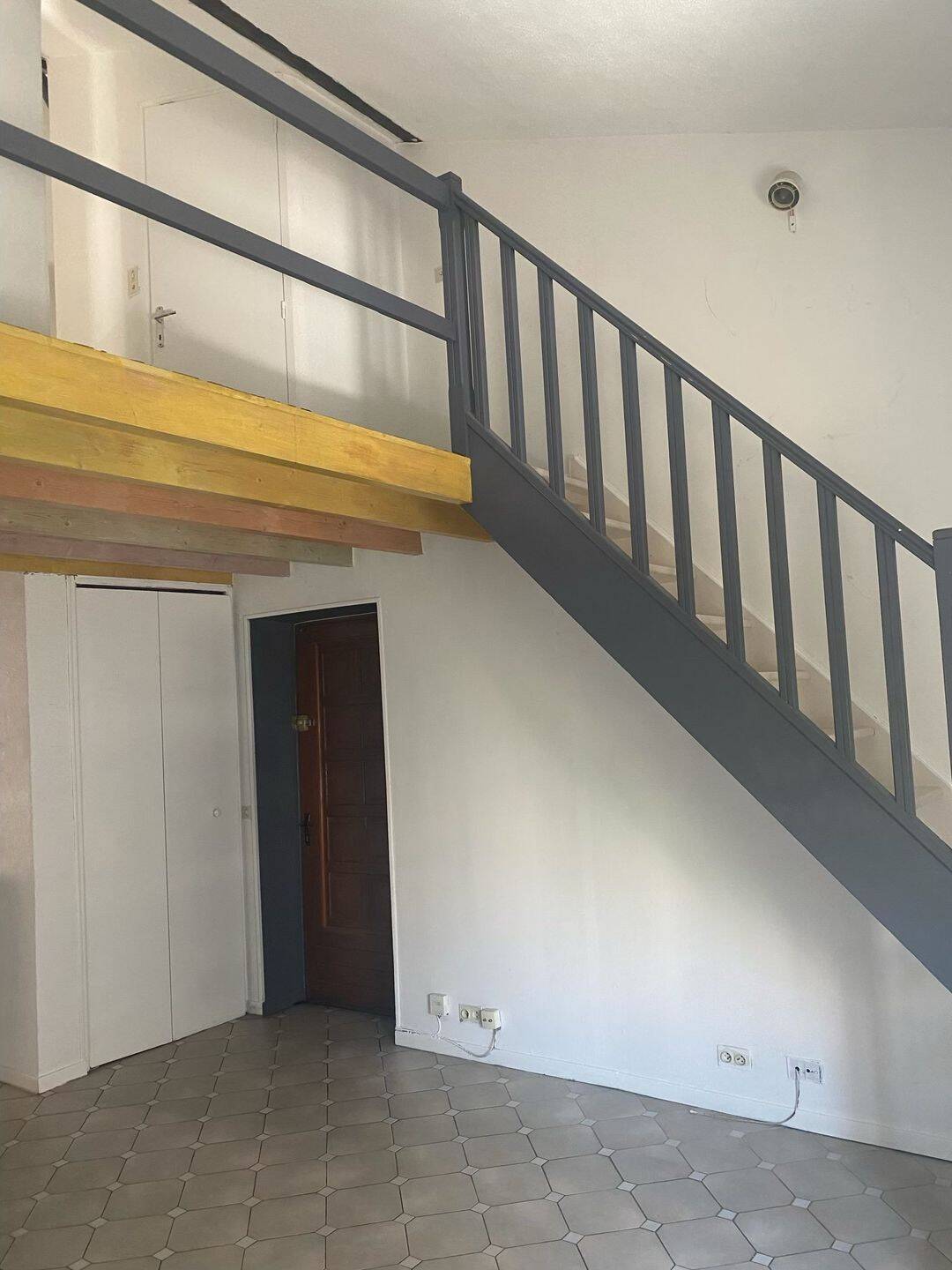 Appartement 3 pièces 70 m² · à Lyon 7ème Arrondissement · 70 m² · 920 €