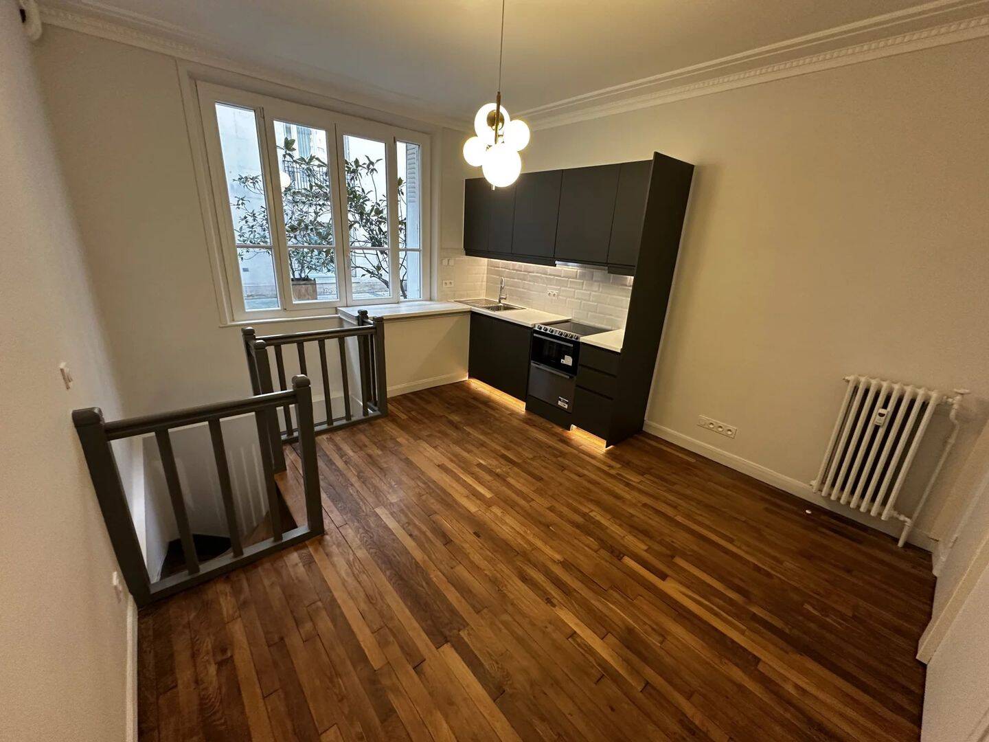 Appartement 2 pièces 42 m² · à Paris 16ème Arrondissement · 42 m² · 1 390 €/mois