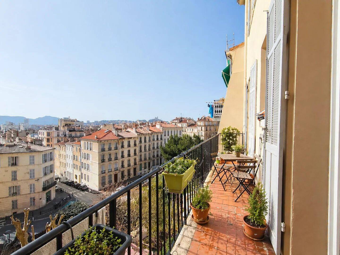 Appartement 4 pièces 92 m² · à Marseille 4ème Arrondissement · 92,2 m² · 220 000 €