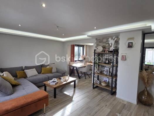 Maison à vendre 259 000 € 4 pièces 3 chambres 74 m² Abondant 28410