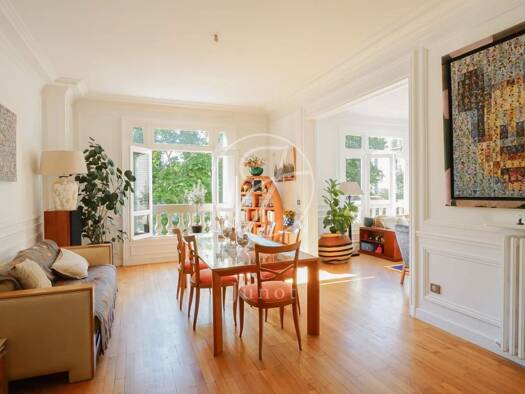 Appartement à vendre 2 880 000 € 6 pièces 4 chambres 166,4 m² Étage 2/8 Ecole Militaire Paris 7ème arrondissement 75007