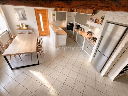 Maison à vendre 269 000 € 5 pièces 4 chambres 142 m² Châtillon-sur-Chalaronne 01400