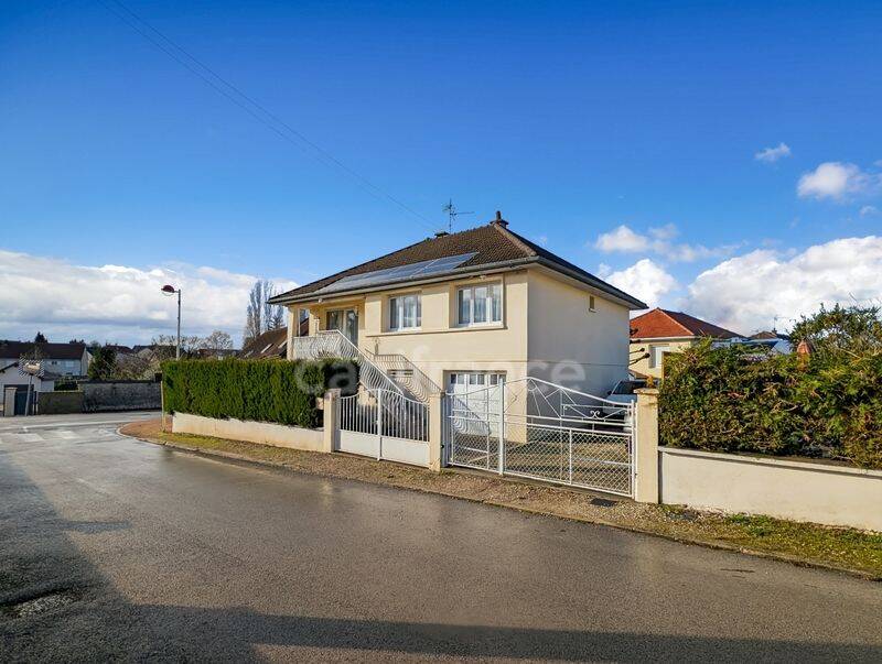 Maison 5 pièces 113 m² · à Crissey · 113 m² · 217 000 €