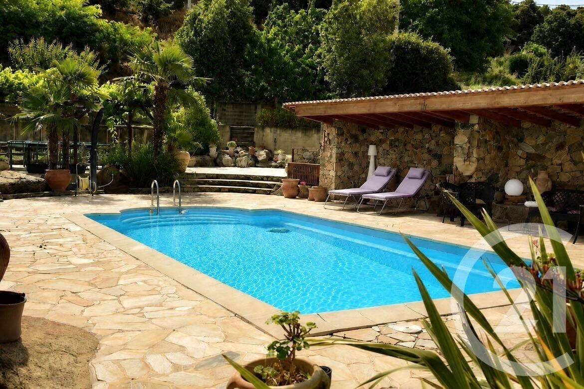 Maison 7 pièces 261 m² · à Patrimonio · 261,3 m² · 1 090 000 €