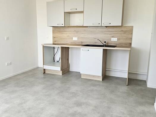 Appartement à louer 755 € 3 pièces 52,6 m² Étage 1/4 Saint Symphorien Tours 37100