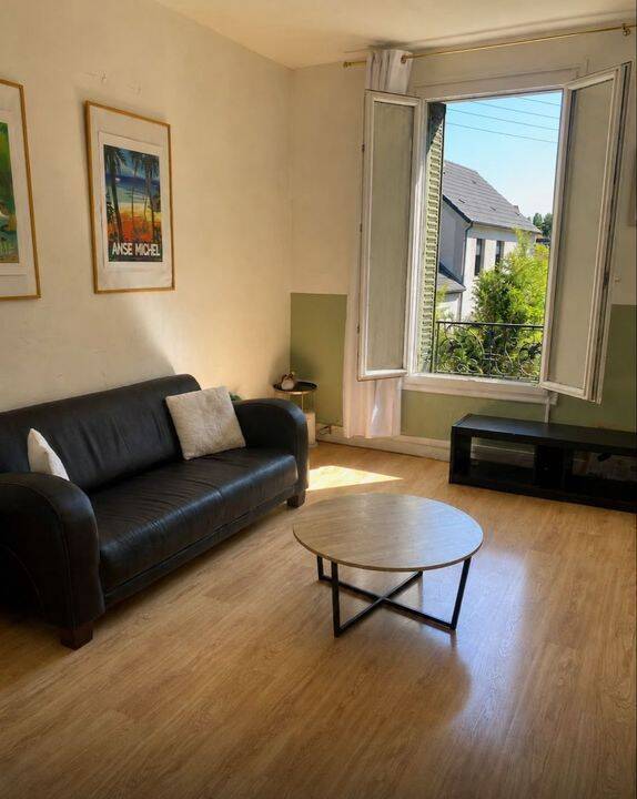 Appartement 3 pièces 49 m² · à Argenteuil · 49 m² · 1 070 €/mois
