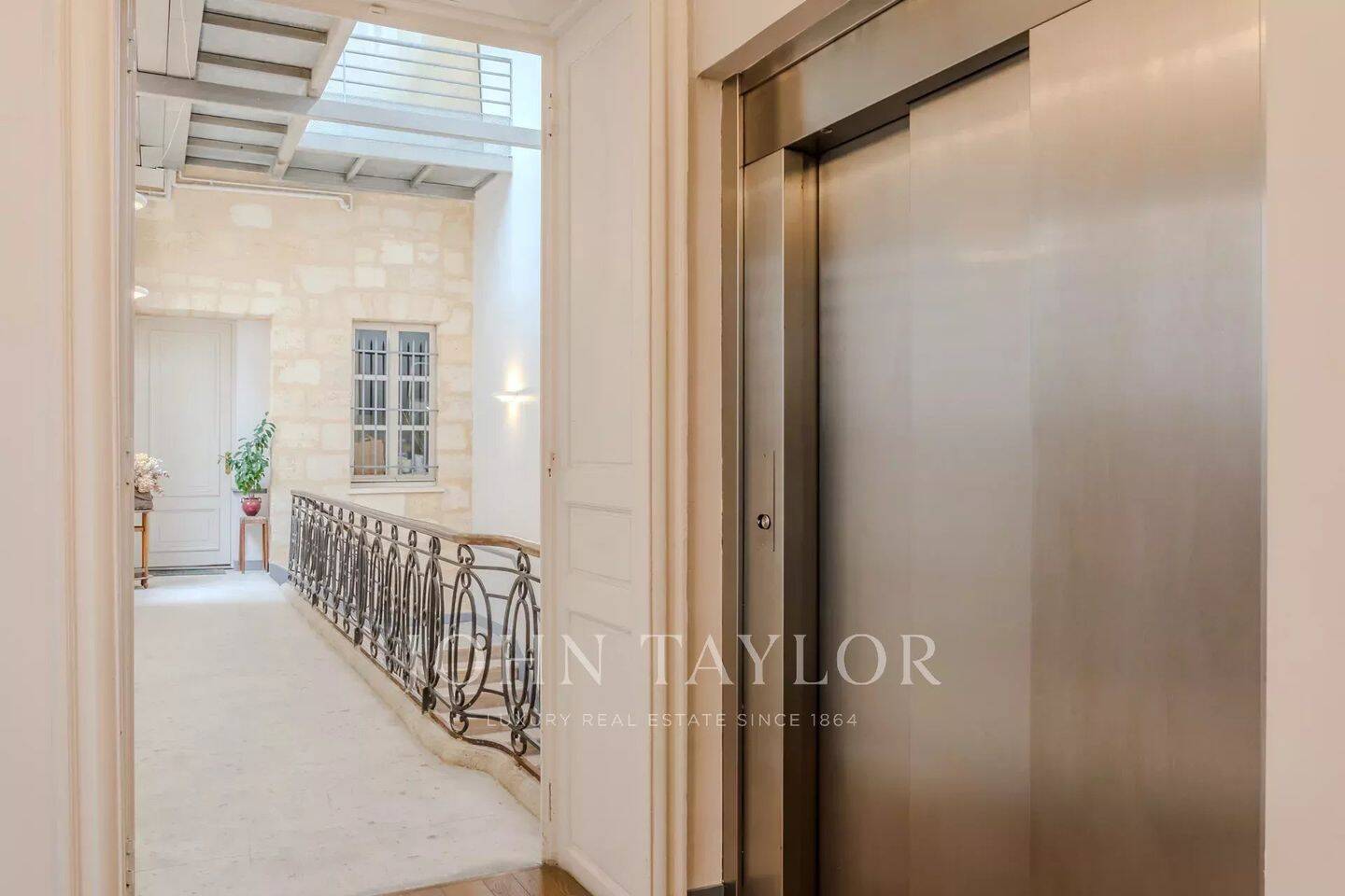 Appartement 3 pièces 100 m² · à Bordeaux · 100 m² · 578 000 €