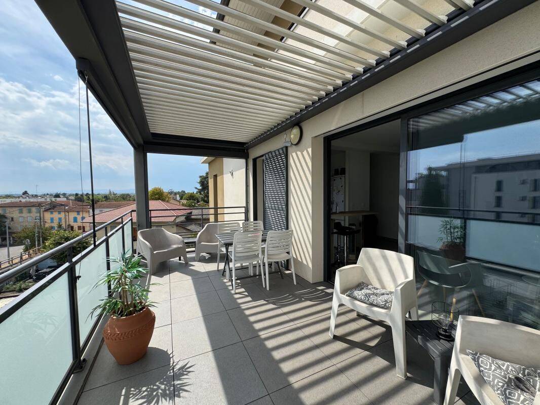 Appartement 3 pièces 76 m² · à Romans-sur-Isère · 75,6 m² · 230 000 €