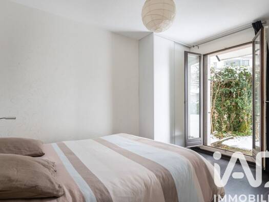 Appartement à vendre 276 000 € 5 pièces 4 chambres 97 m² RDC/3 Bealieres Meylan 38240