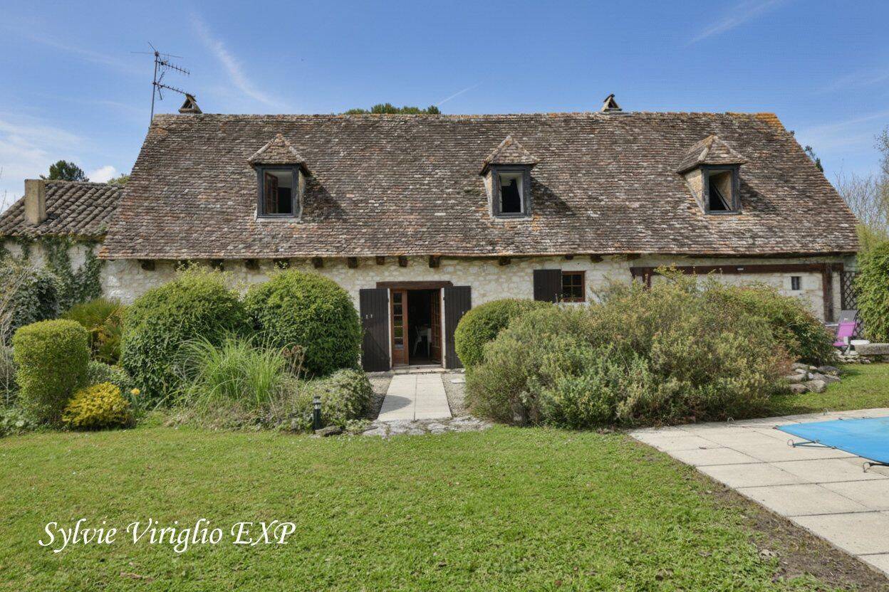 Maison 6 pièces 153 m² · à Issigeac · 153 m² · 323 000 €