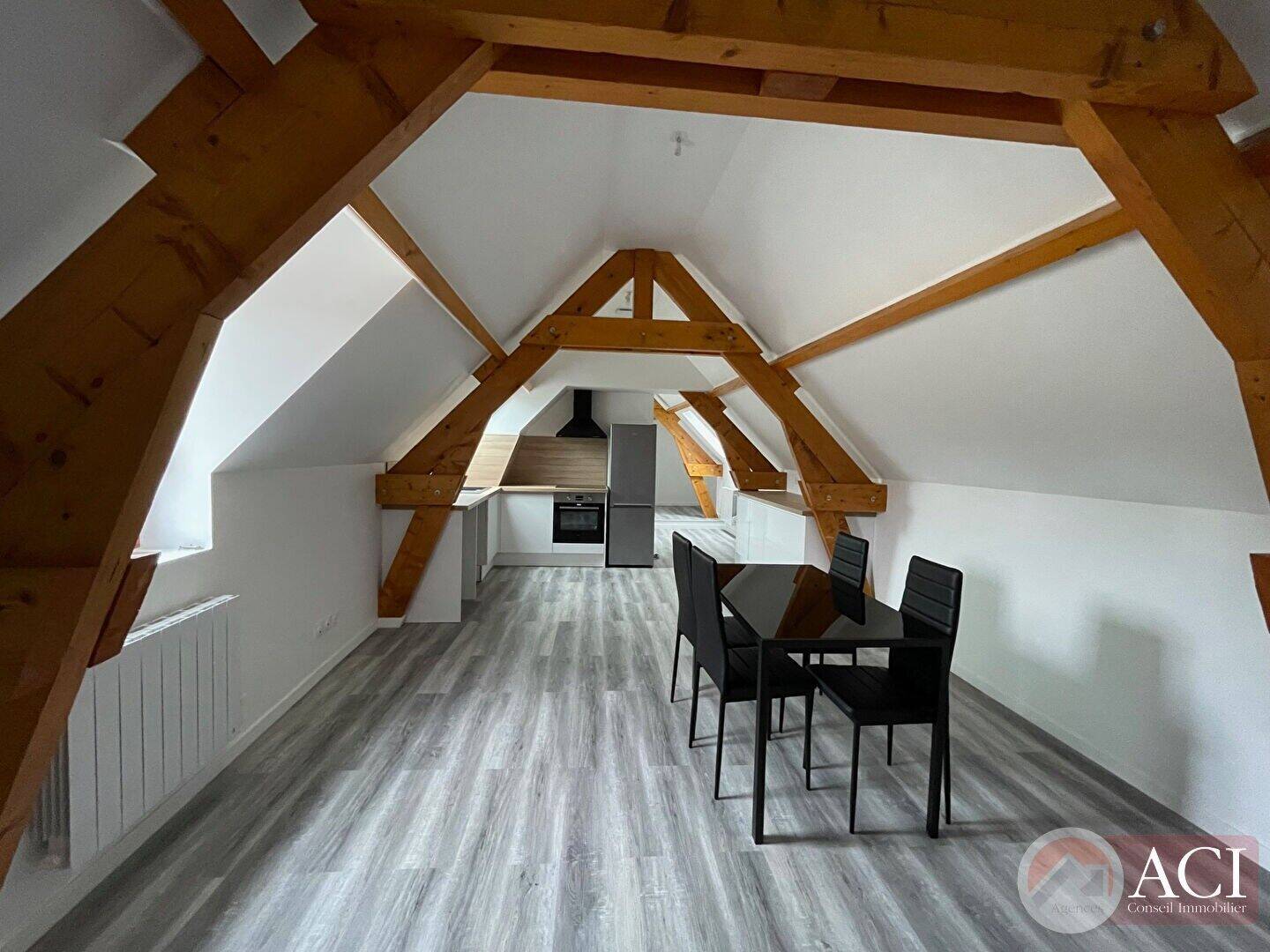 Appartement 3 pièces 46 m² · à Chaumont-en-Vexin · 45,8 m² · 820 €