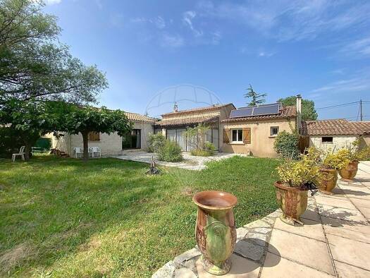 Maison de plain-pied à vendre 320 000 € 5 pièces 4 chambres 130 m² 2 499 m² de terrain Saint-Privat-des-Vieux 30340