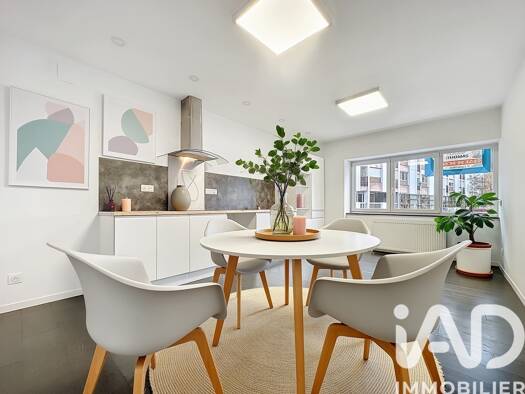 Appartement à vendre 166 000 € 4 pièces 3 chambres 103 m² RDC/2 Houvergarten-Centre Ville Creutzwald 57150