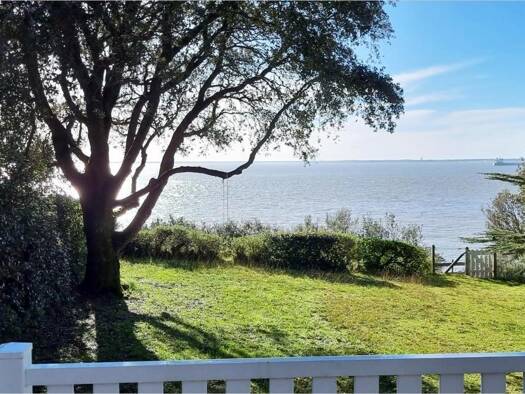 Maison à vendre 690 100 € 4 pièces 3 chambres 56 m² Meschers-sur-Gironde 17132