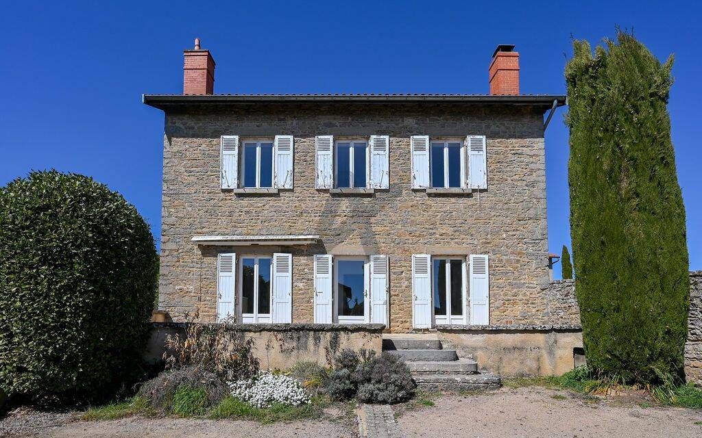 Maison 4 pièces 126 m² · à Saint-Didier-au-Mont-d'Or · 125,6 m² · 810 000 €