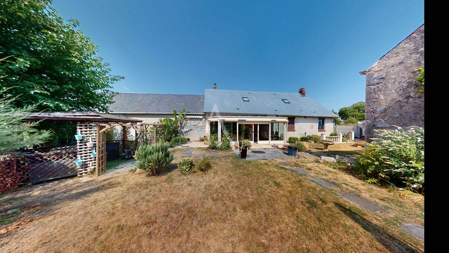 Maison 6 pièces 157 m² · à Artenay · 157 m² · 187 500 €