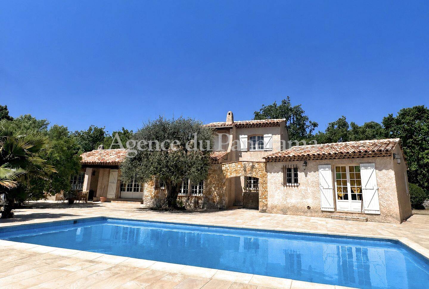 Maison 6 pièces 191 m² · à Saint-Cézaire-sur-Siagne · 191,2 m² · 682 500 €