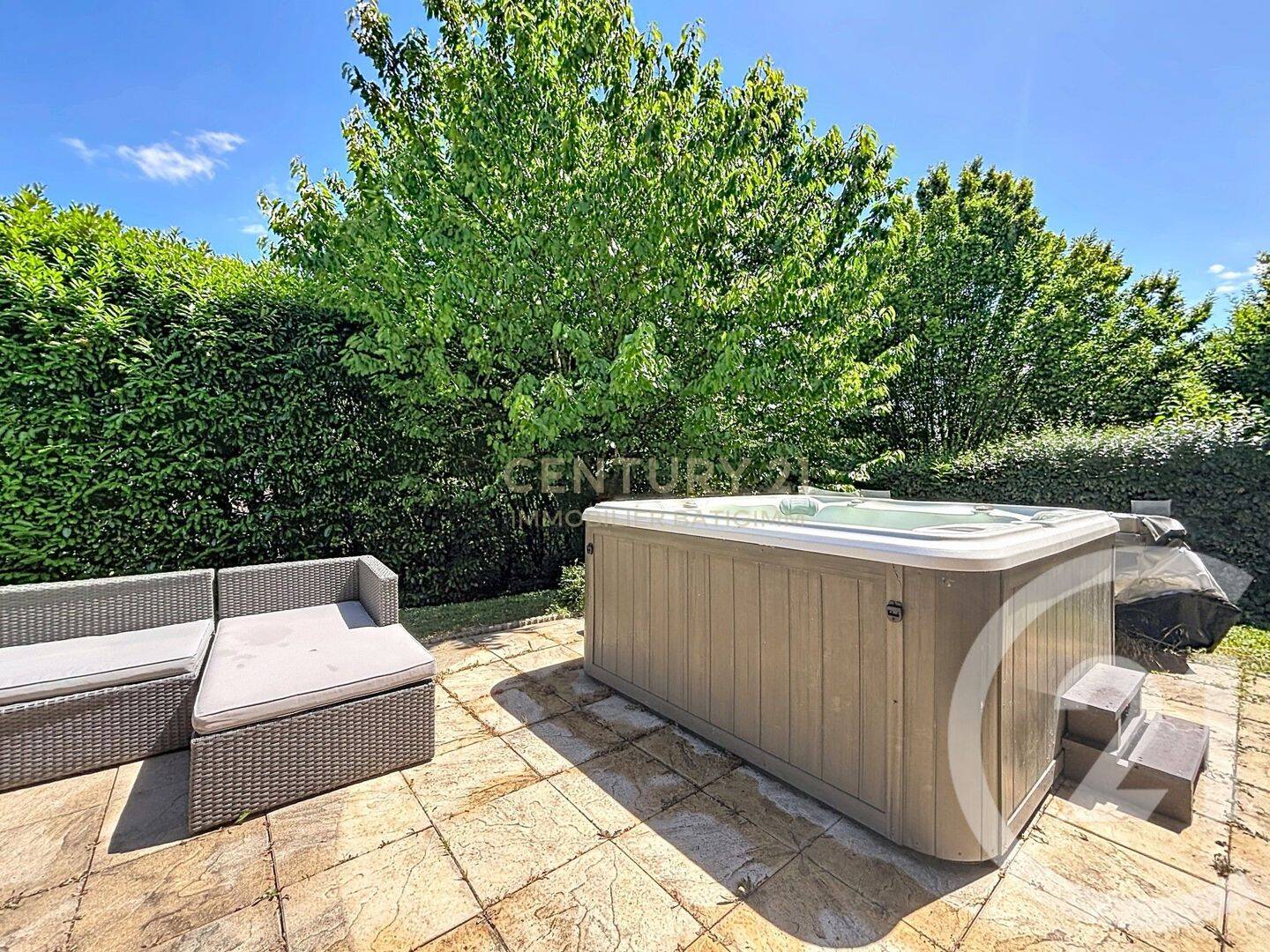 Maison 6 pièces 124 m² · à Villefontaine · 124,1 m² · 345 000 €
