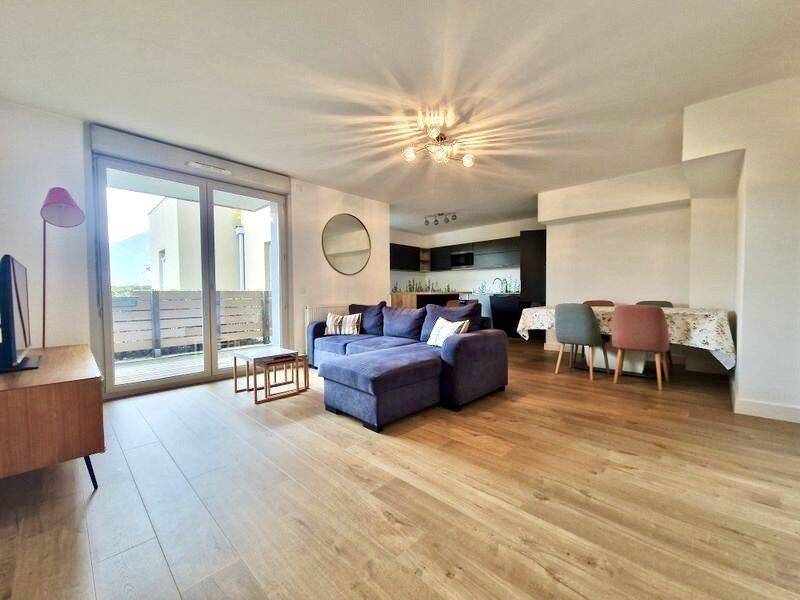 Appartement 4 pièces 79 m² · à Annecy · 78,6 m² · 1 914 €