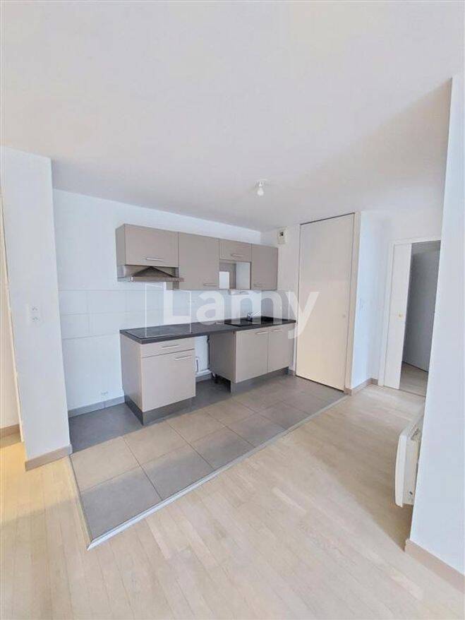 Appartement 3 pièces 56 m² · à Nantes · 55,6 m² · 944 €/mois