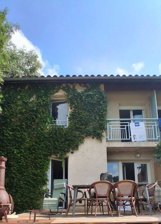 Maison 4 pièces 82 m² · à Montcuq-en-Quercy-Blanc · 82 m² · 821 €