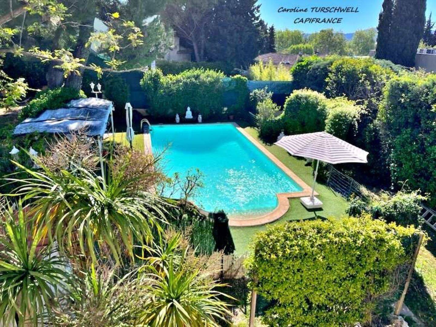 Maison 9 pièces 273 m² · à Marseille · 273 m² · 937 000 €