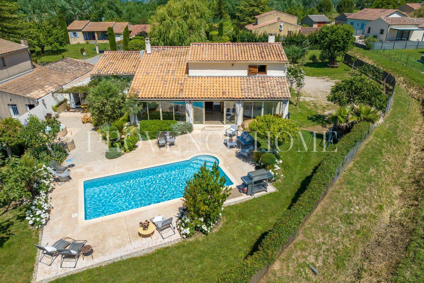 Maison 4 pièces 129 m² · à Oppède · 129 m² · 580 000 €
