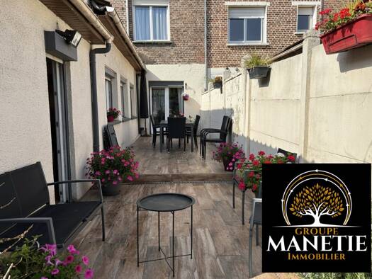 Maison à vendre 164 500 € 6 pièces 4 chambres 147 m² 218 m² de terrain Est Lens 62300