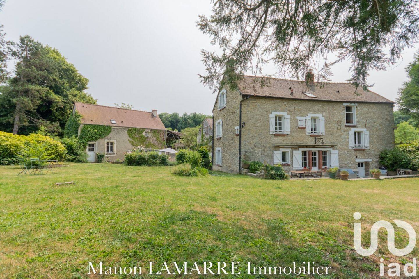 Maison 13 pièces 332 m² · à Vétheuil · 332 m² · 750 000 €