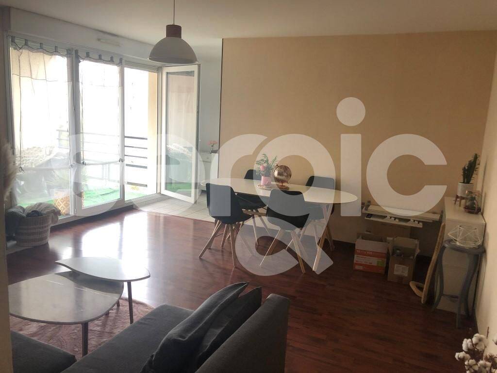 Appartement 3 pièces 67 m² · à Reims · 67 m² · 760 €