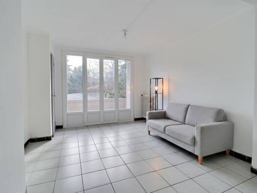 Appartement à vendre 169 000 € 3 pièces 2 chambres 64 m² Étage 2/7 Aiguerelles - Nouvelle Mairie Montpellier 34000