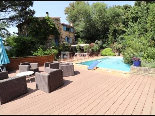 Mas à vendre 570 000 € 7 pièces 5 chambres 194 m² 45 000 m² de terrain Saint-Michel-de-Llotes 66130