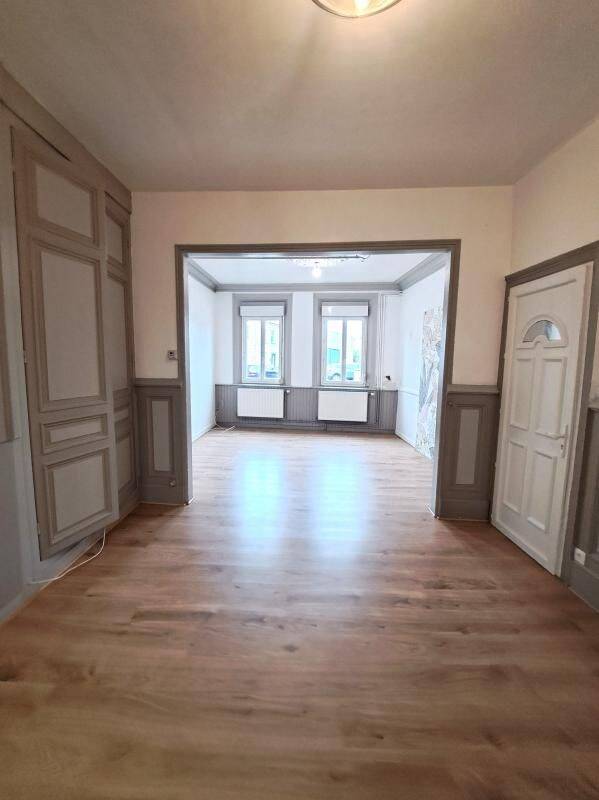Appartement 1 pièce 45 m² · à Abbeville · 44,6 m² · 555 €