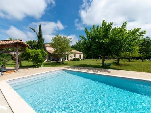 Maison à vendre 298 452 € 4 pièces 3 chambres 136 m² 9 531 m² de terrain Vaylats 46230