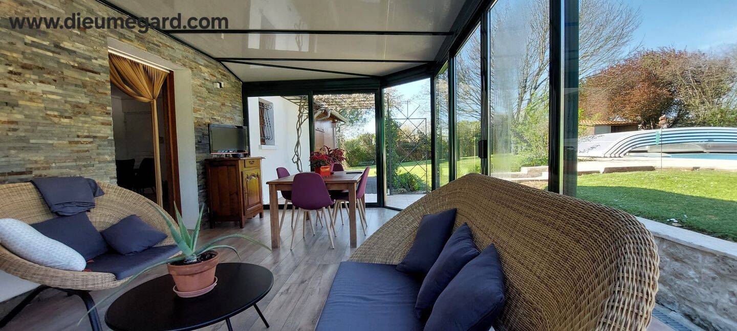Maison 4 pièces 116 m² · à Celles-sur-Belle · 115,9 m² · 237 000 €