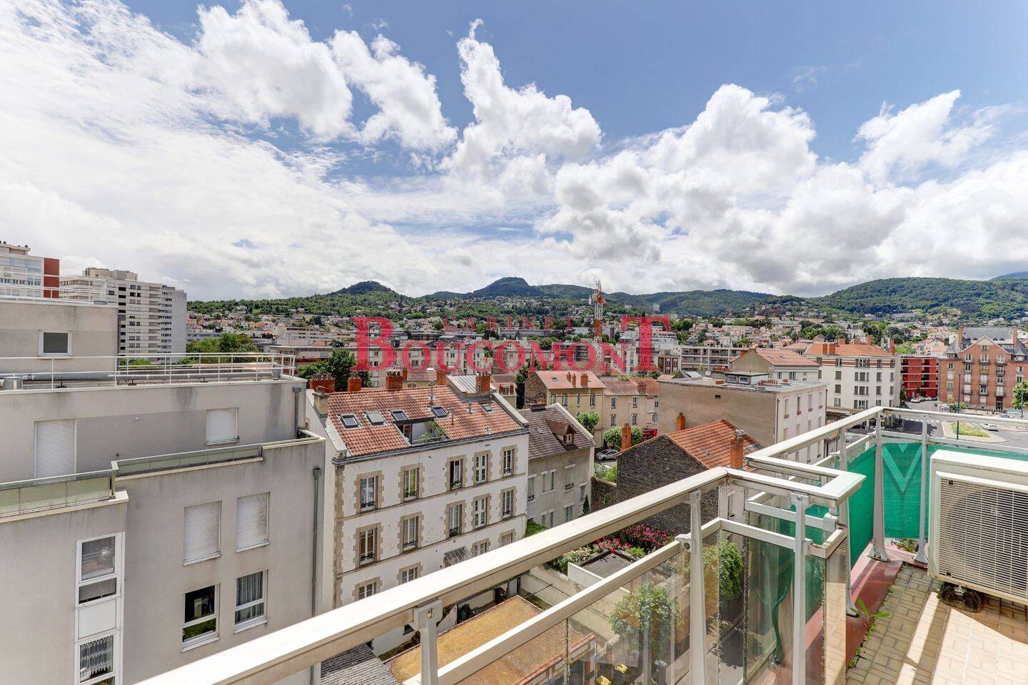 Appartement 6 pièces 170 m² · à Clermont-Ferrand · 170 m² · 449 000 €