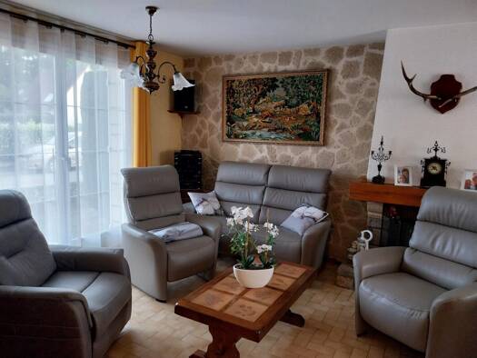 Maison de ville à vendre 367 000 € 7 pièces 3 chambres 100 m² 283 m² de terrain Bon Secours Senlis 60300