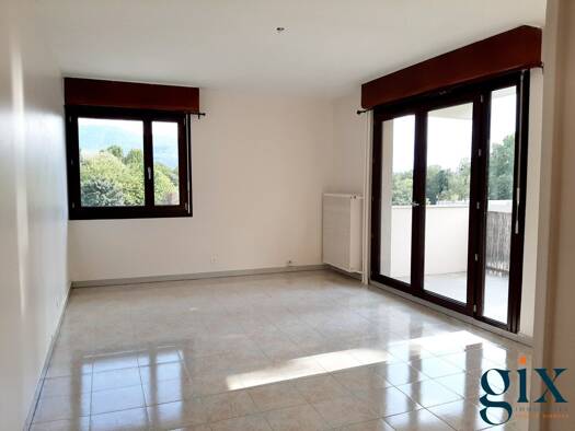 Appartement à louer 1 108 € 4 pièces 2 chambres 80,9 m² 2ème étage Bealieres Meylan 38240