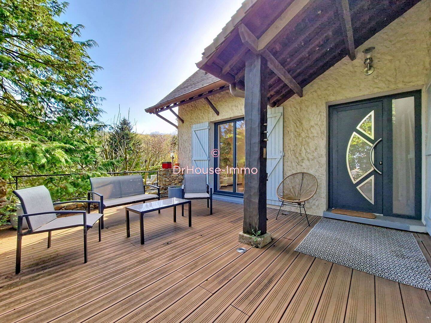 Maison 8 pièces 260 m² · à Orgeval · 260 m² · 850 000 €