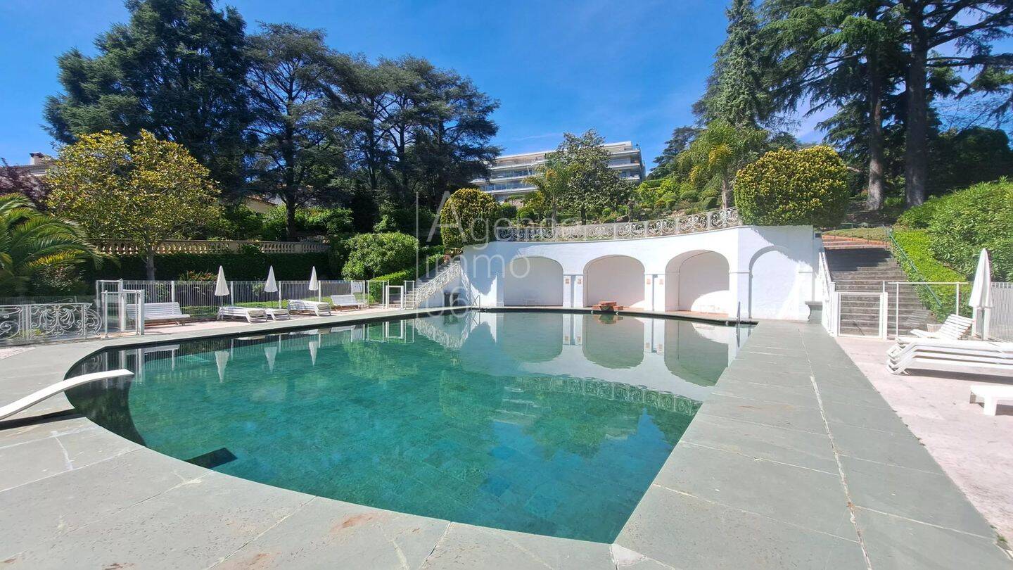 Appartement 3 pièces 129 m² · à Cannes · 129,3 m² · 799 000 €