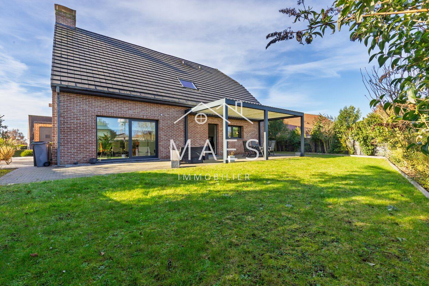 Maison 4 pièces 172 m² · à Hem · 172 m² · 675 000 €