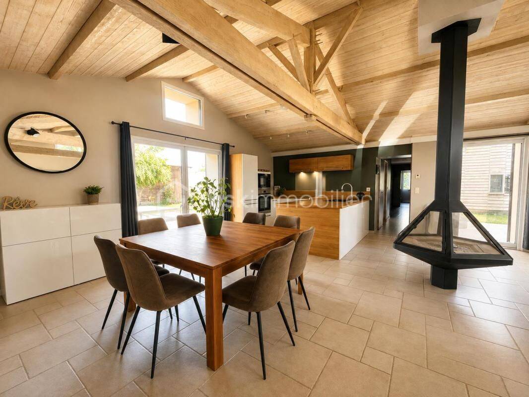 Maison 7 pièces 180 m² · à L'Herbergement · 180 m² · 375 000 €