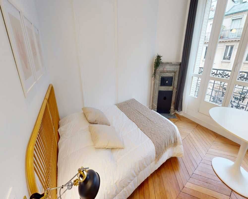 Appartement 4 pièces 70 m² · à Paris 12ème Arrondissement · 70 m² · 1 120 €