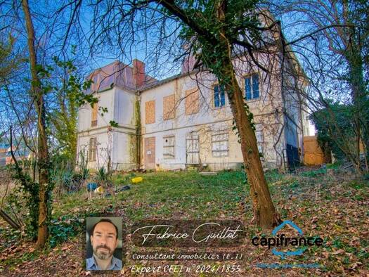 Maison à vendre 459 900 € 11 pièces 9 chambres 320 m² 2 190 m² de terrain Butte - Grette Besançon 25000