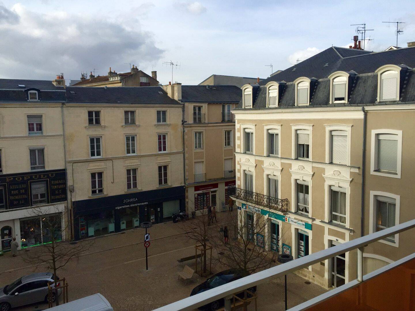 Appartement 3 pièces 95 m² · à Poitiers · 94,7 m² · 990 €