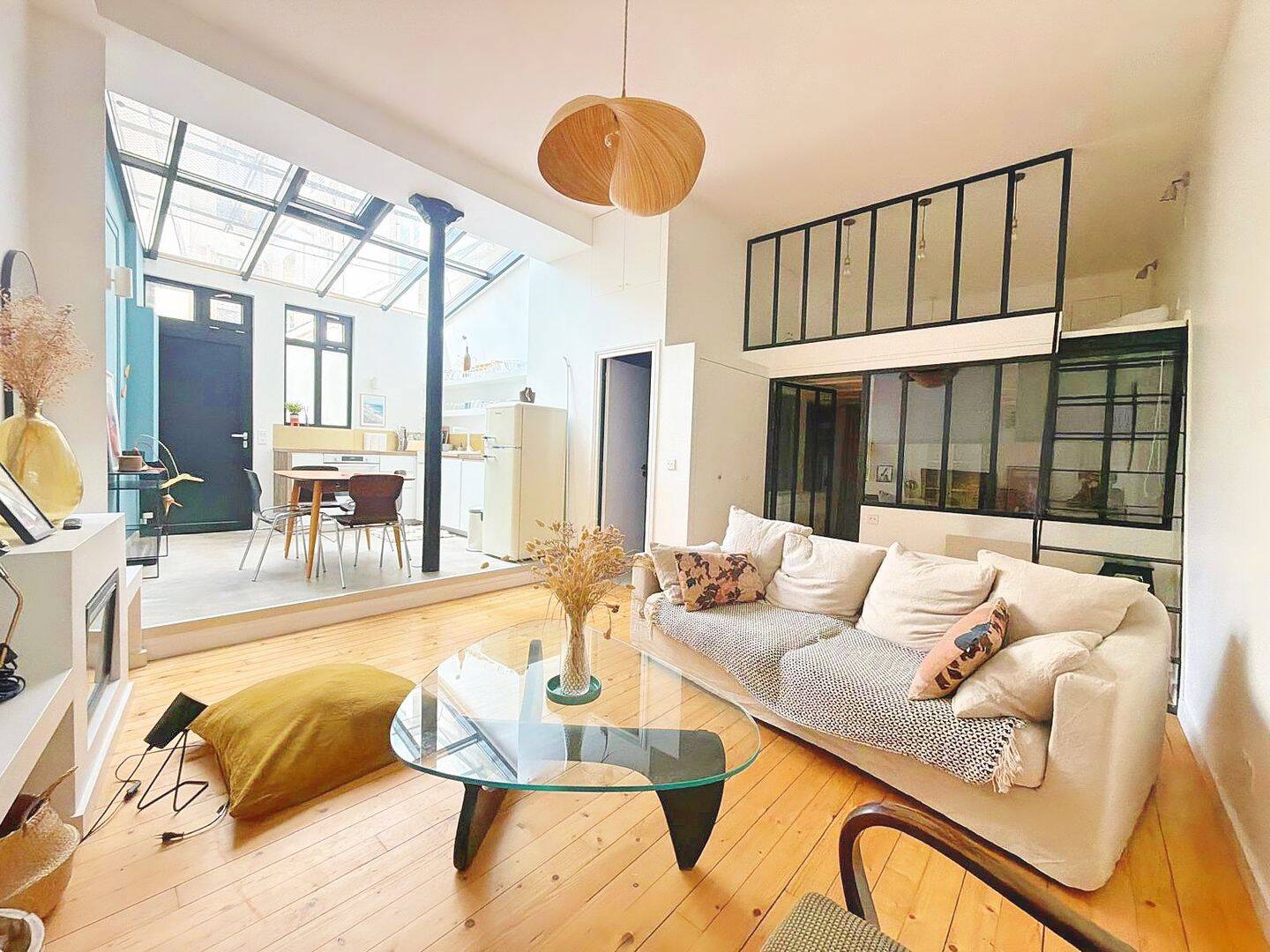 Appartement 2 pièces 43 m² · à Paris 11ème Arrondissement · 43 m² · 1 900 €/mois