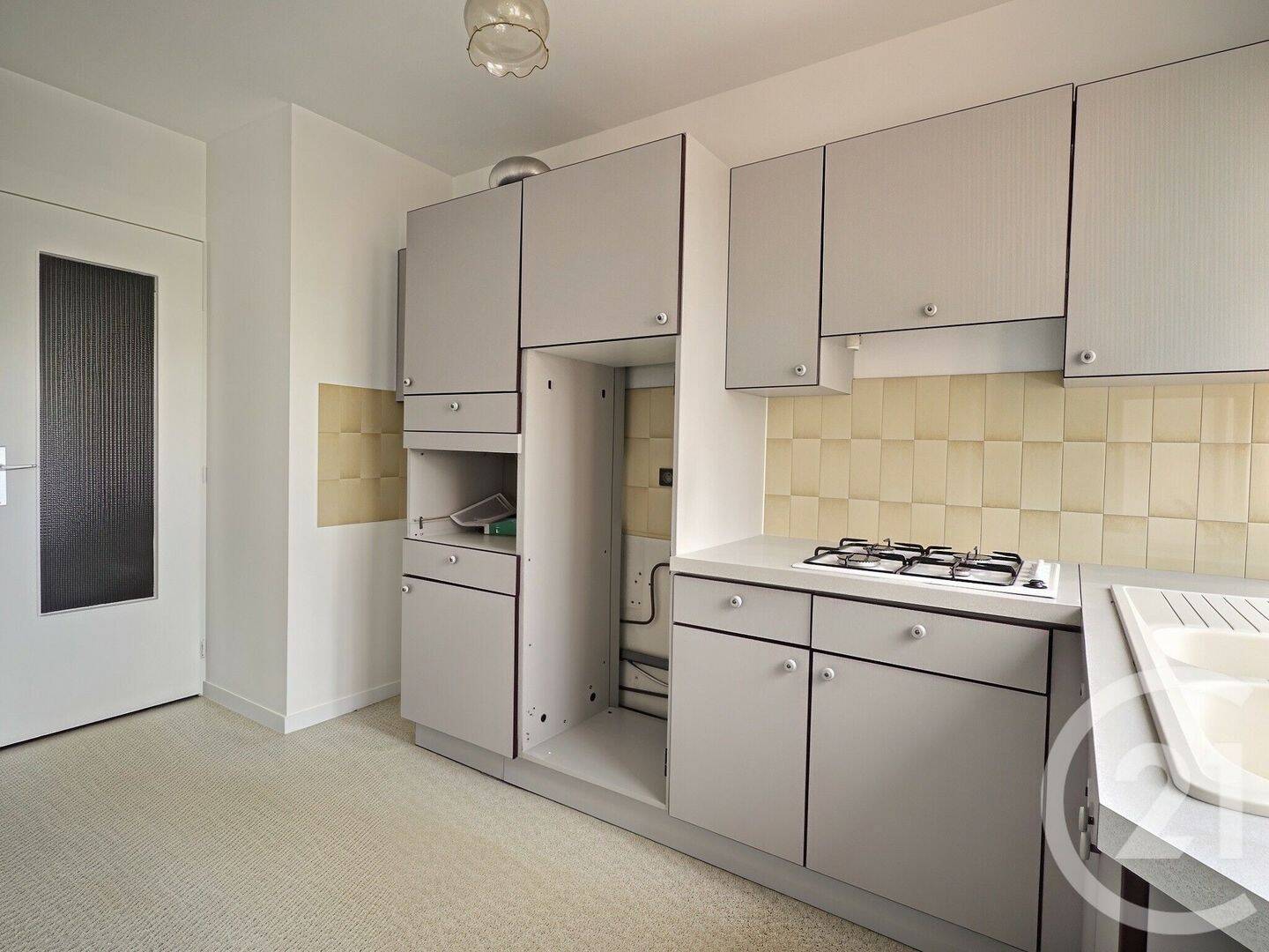Appartement 2 pièces 52 m² · à La Londe-les-Maures · 52,3 m² · 780 €