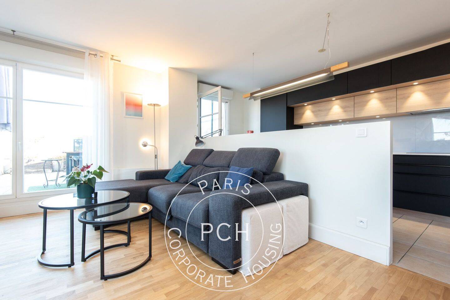 Appartement 2 pièces 66 m² · à Nanterre · 65,8 m² · 2 000 €